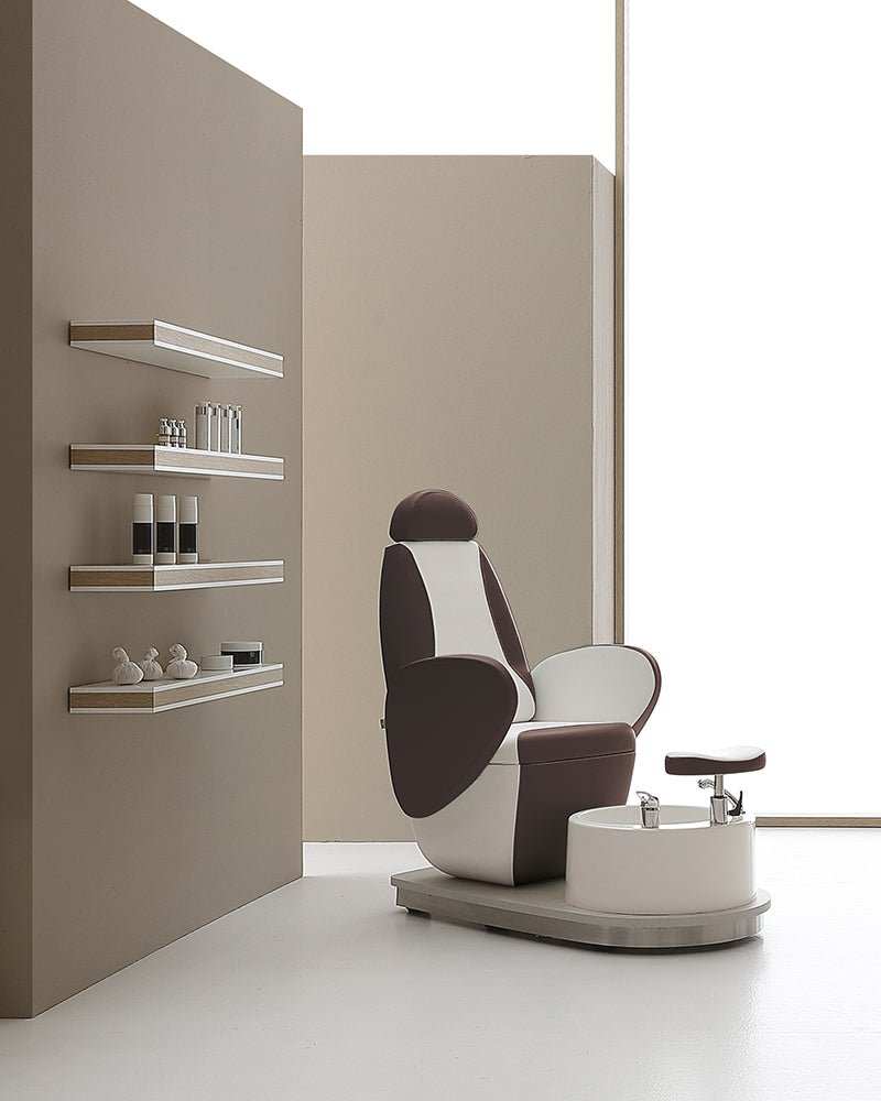 Edge - Brown and white pedicure chair - Built-in footbath